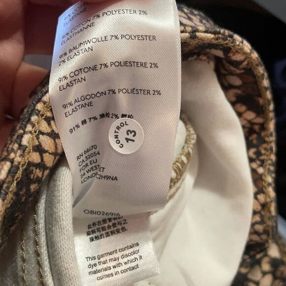 We the Free High Waist Denim Snake print raw hem Leggings - FREE PEOPLE - Picture 8 of 9